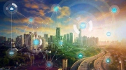 住建部：推进智慧城市基础设施与智能网联汽车协同发展